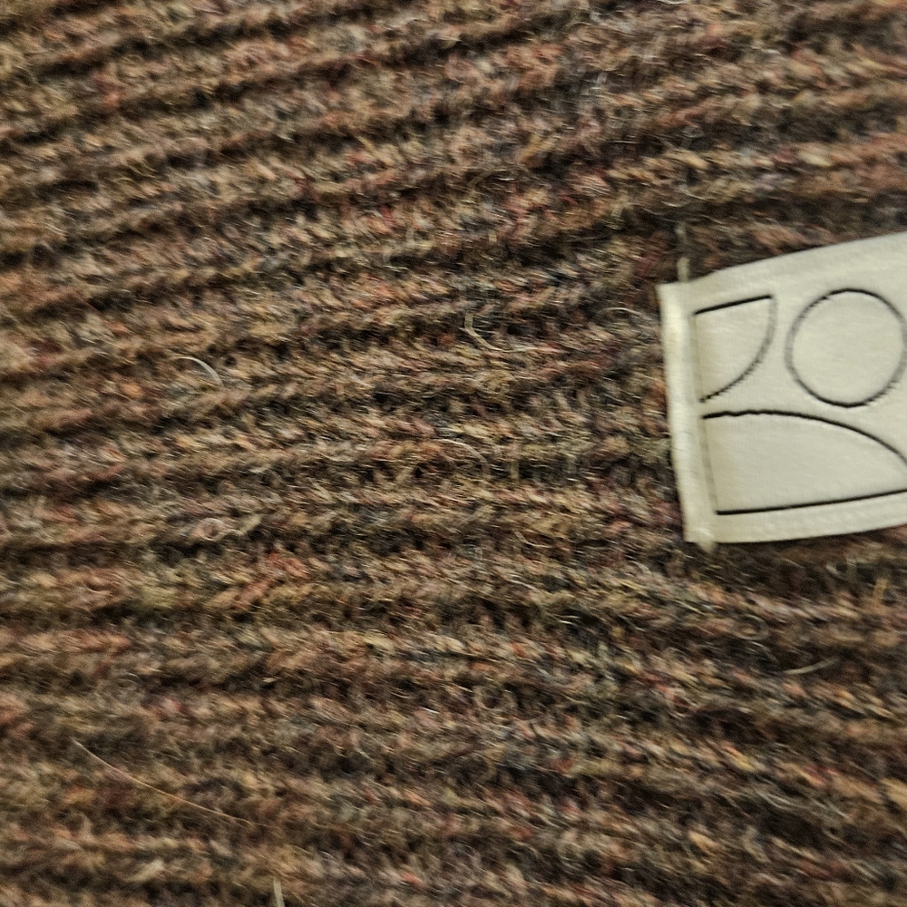 Wool hat - Picture 2 of 3